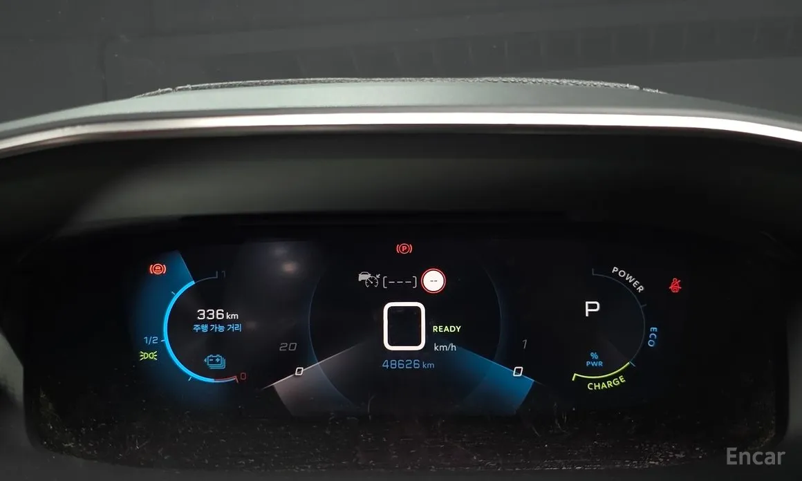 Фото 8 - Peugeot 2008