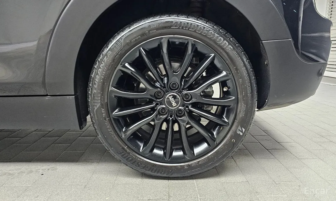 Фото 5 - Mini Clubman