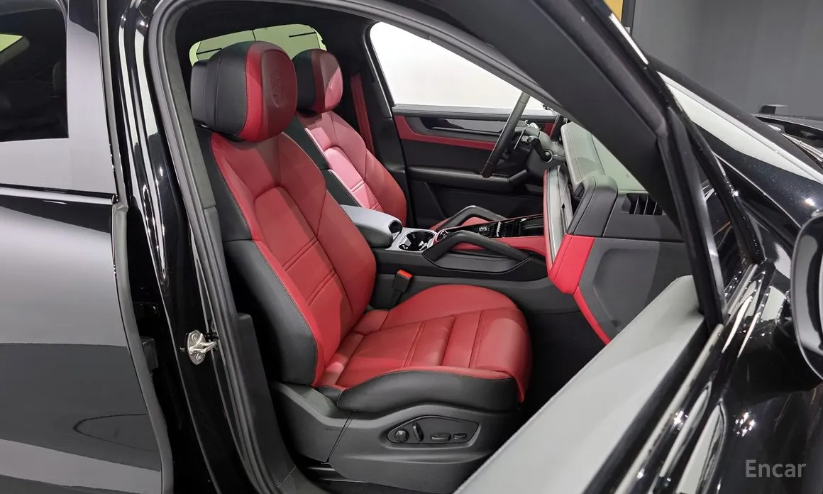 Фото 12 - Porsche Cayenne