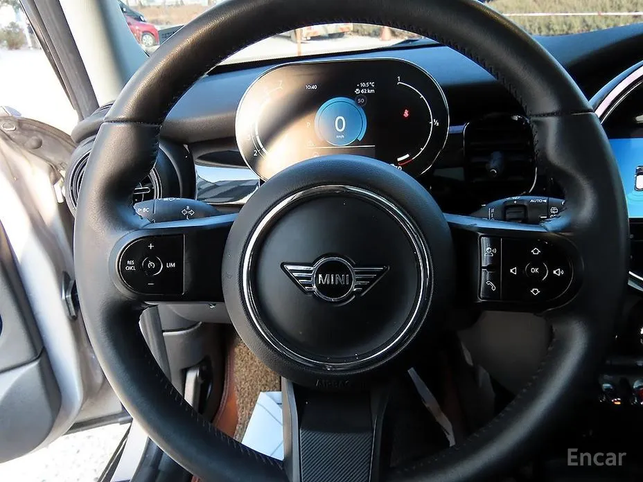 Фото 10 - Mini Cooper