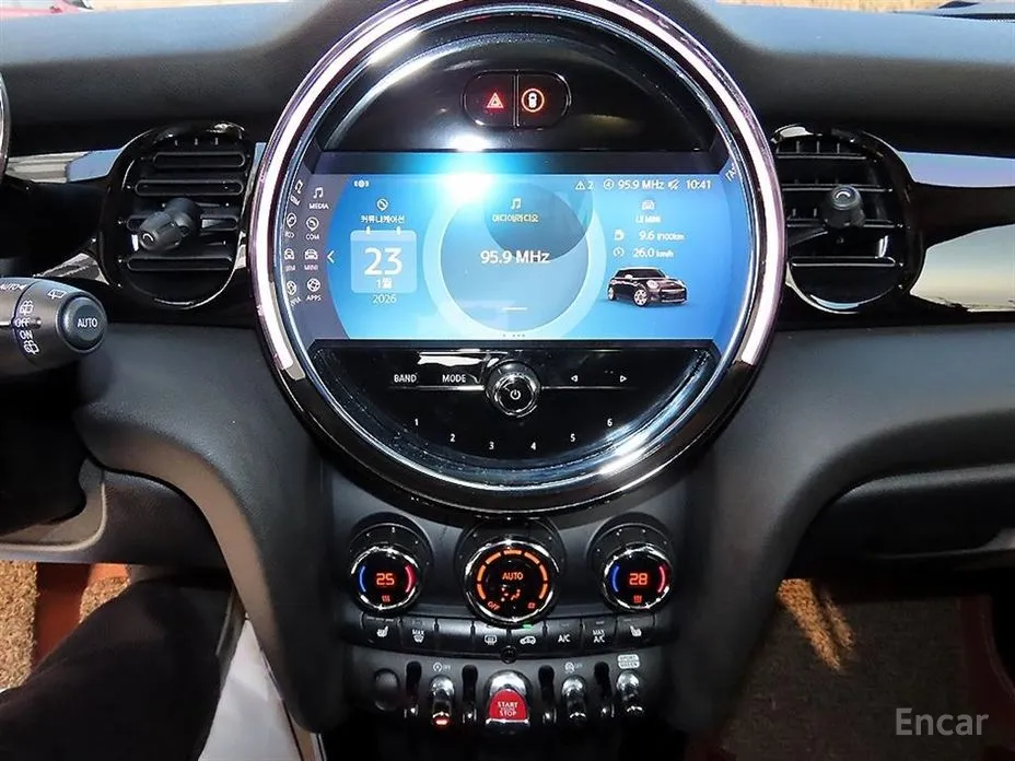 Фото 11 - Mini Cooper