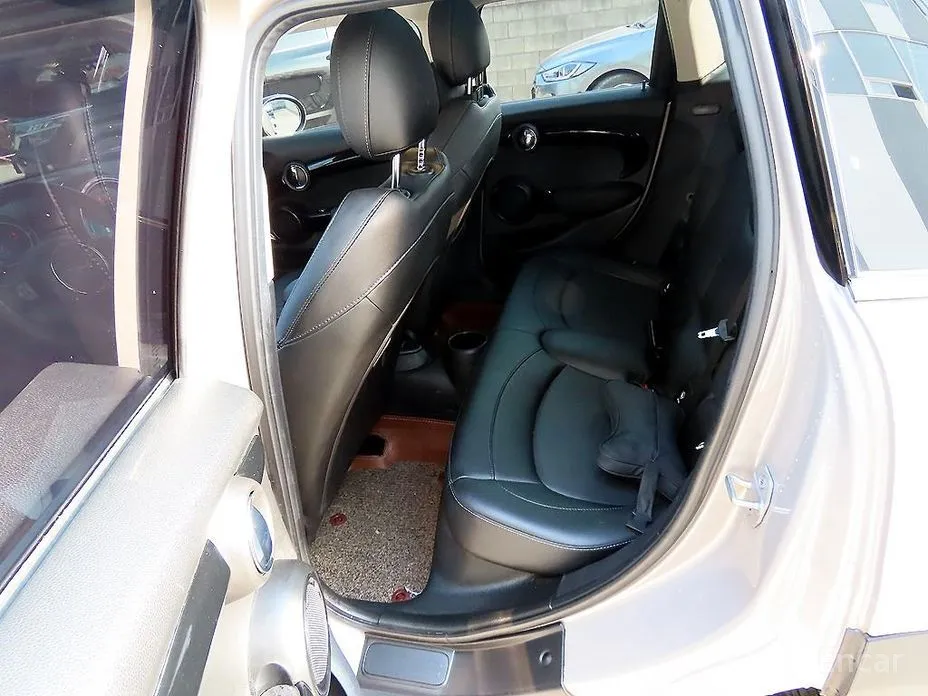 Фото 18 - Mini Cooper