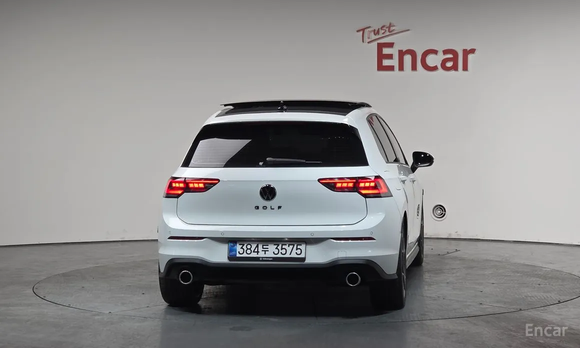 Фото 4 - Volkswagen Golf