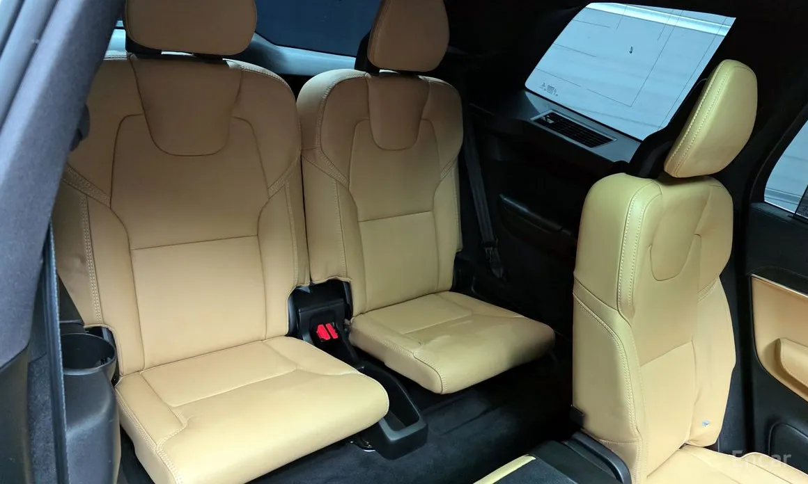 Фото 18 - Volvo XC90