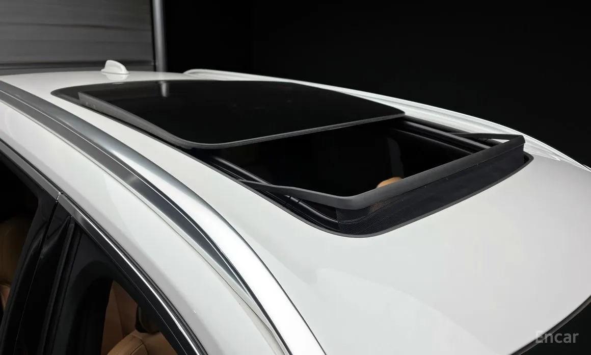 Фото 19 - Volvo XC90