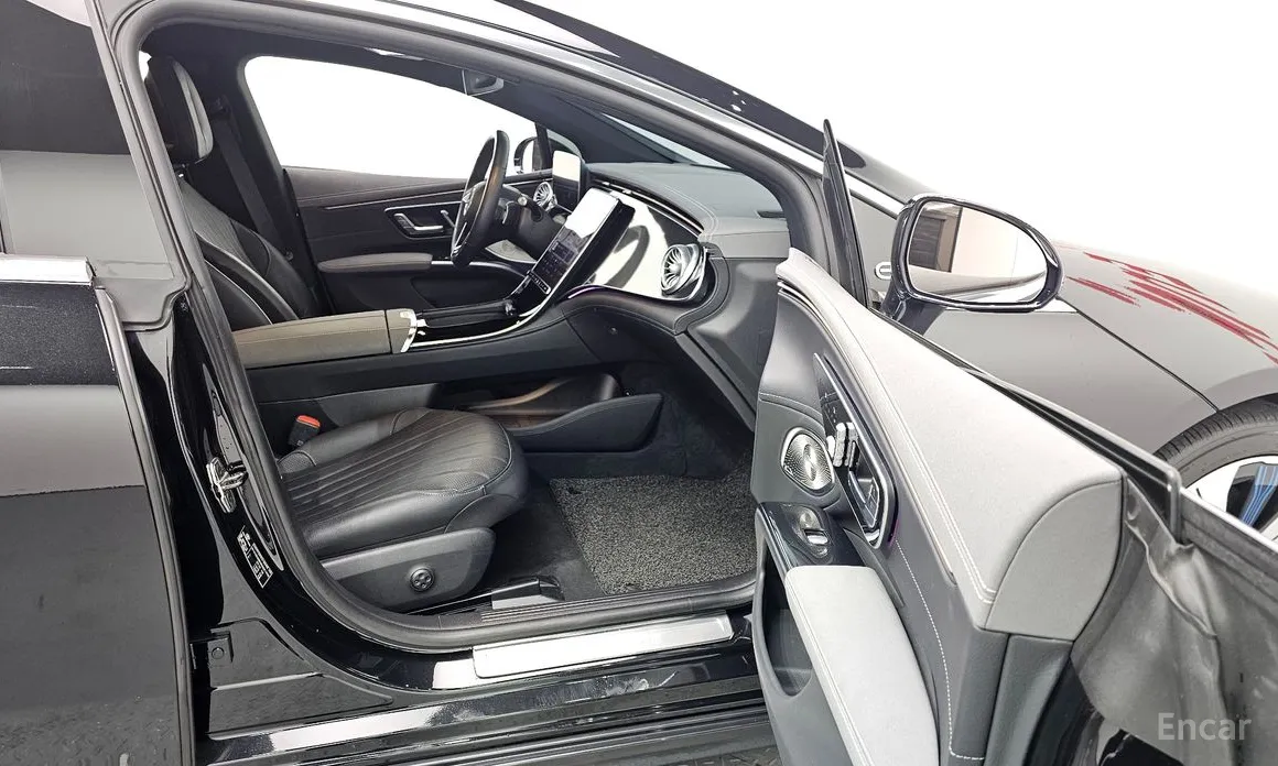 Фото 11 - Mercedes-Benz EQS