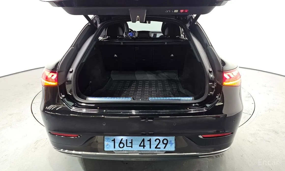 Фото 20 - Mercedes-Benz EQS