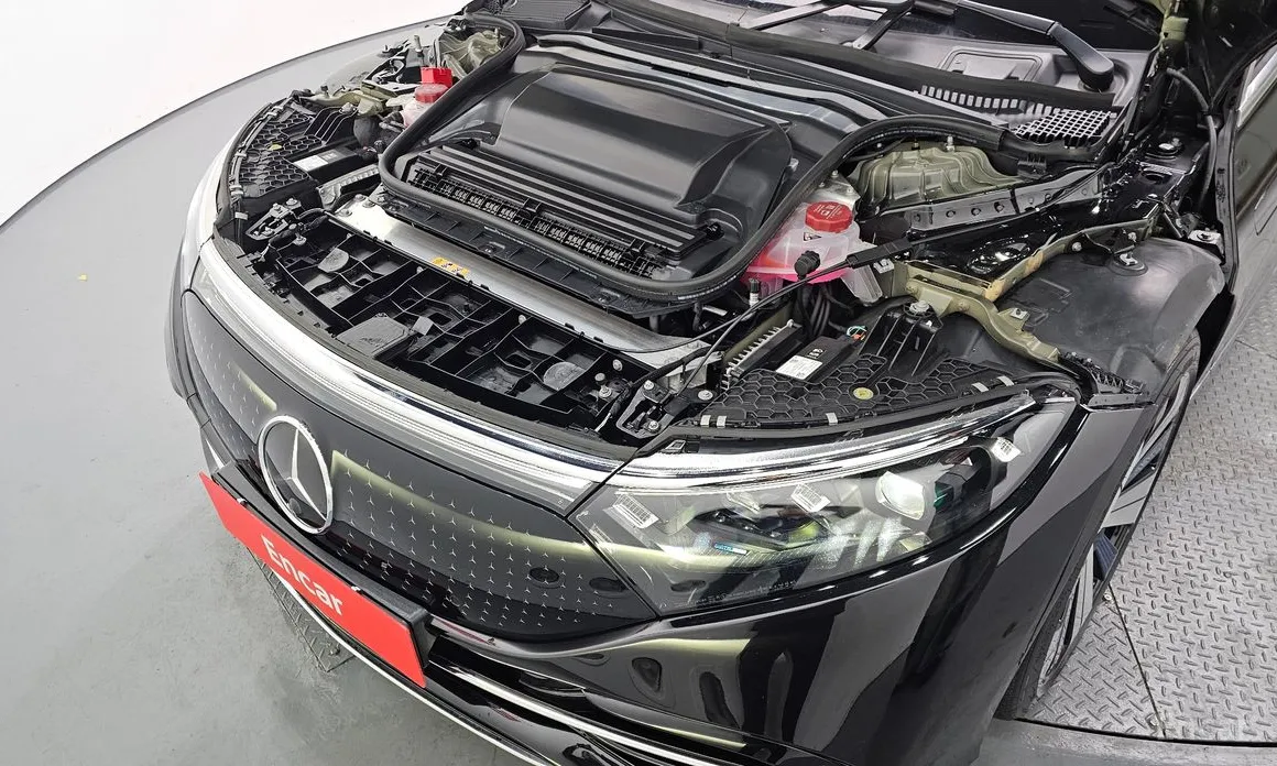 Фото 6 - Mercedes-Benz EQS