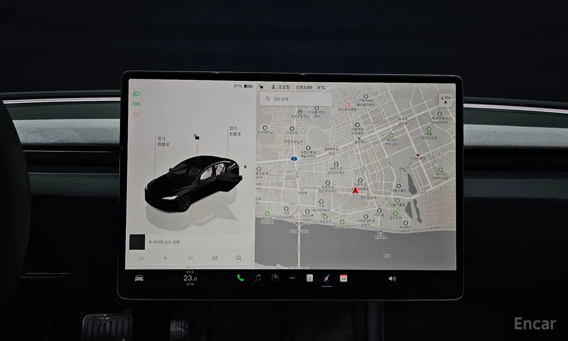 Фото 14 - Tesla Model 3