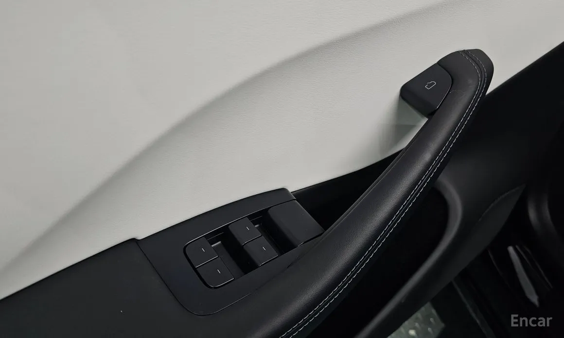 Фото 19 - Tesla Model 3