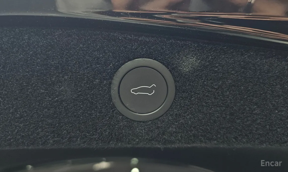 Фото 20 - Tesla Model 3