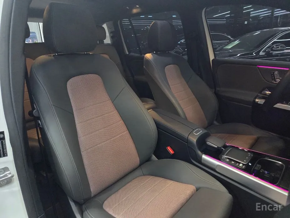 Фото 10 - Mercedes-Benz EQB