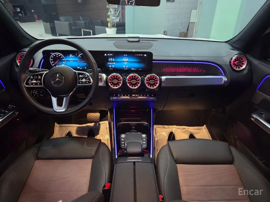 Фото 7 - Mercedes-Benz EQB