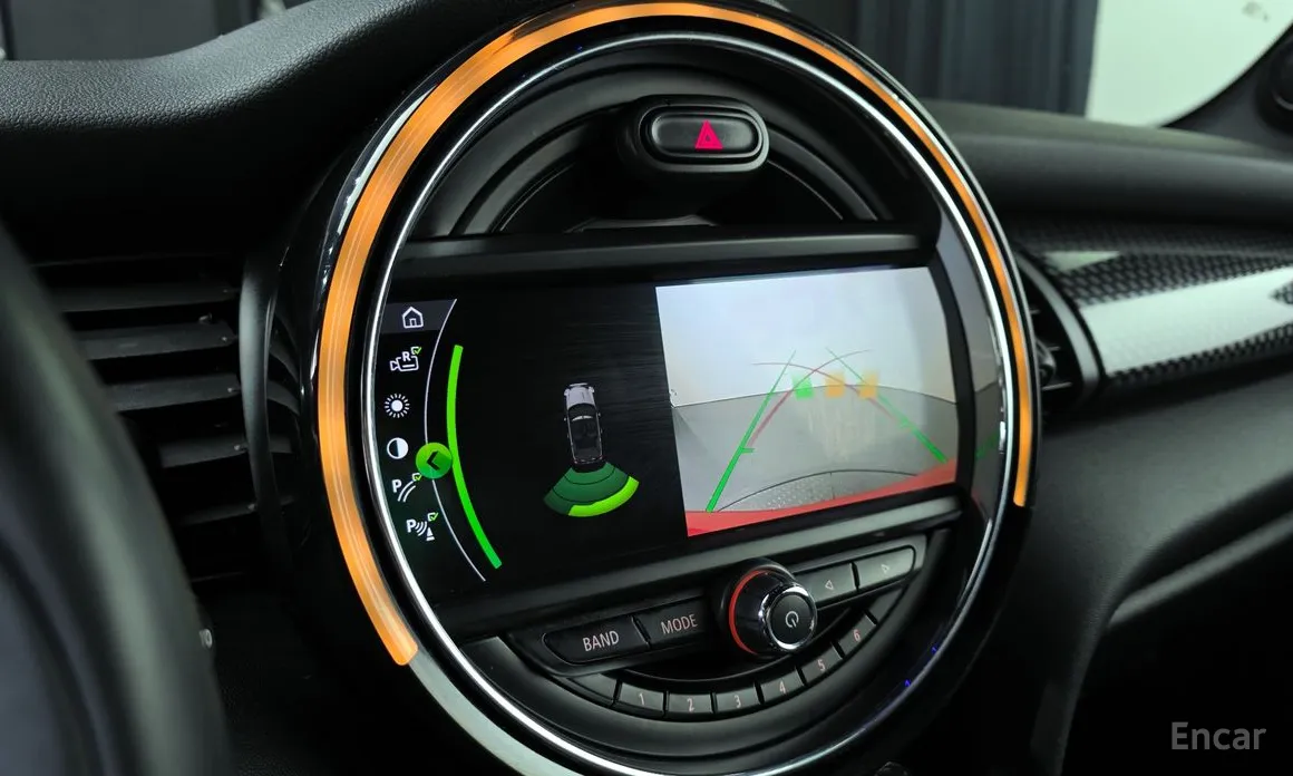 Фото 15 - Mini Cooper Convertible