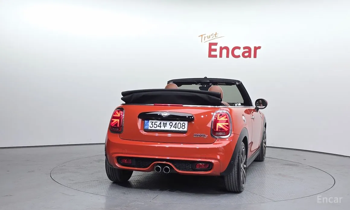 Фото 4 - Mini Cooper Convertible