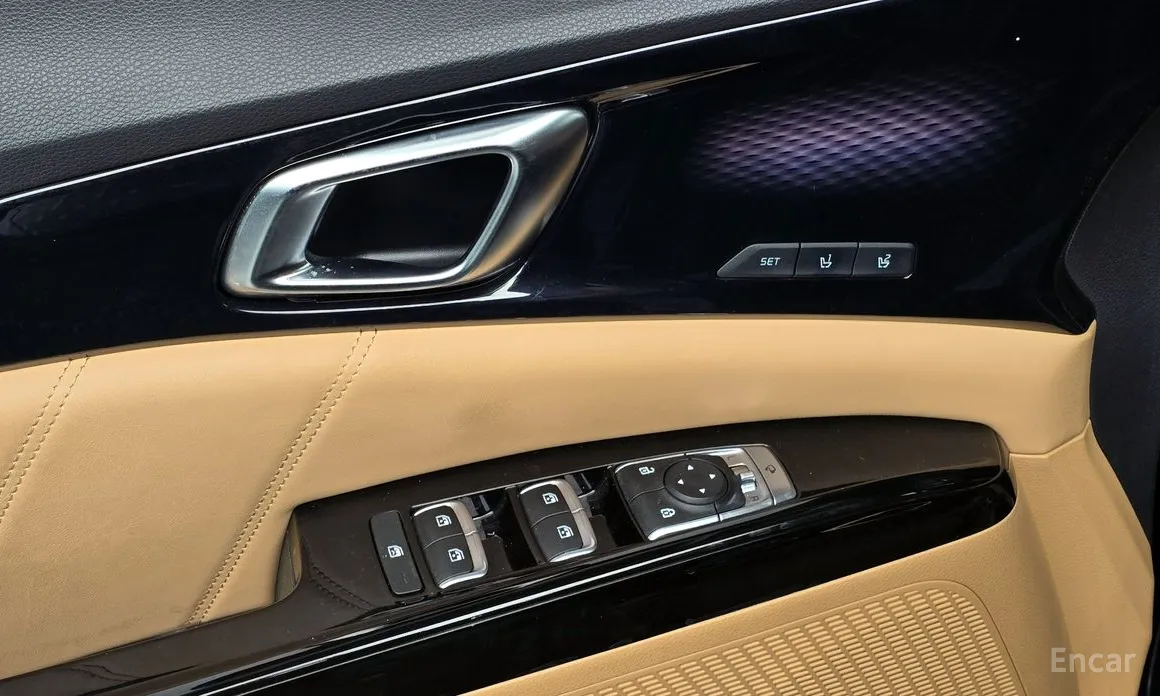 Фото 13 - Kia Carnival