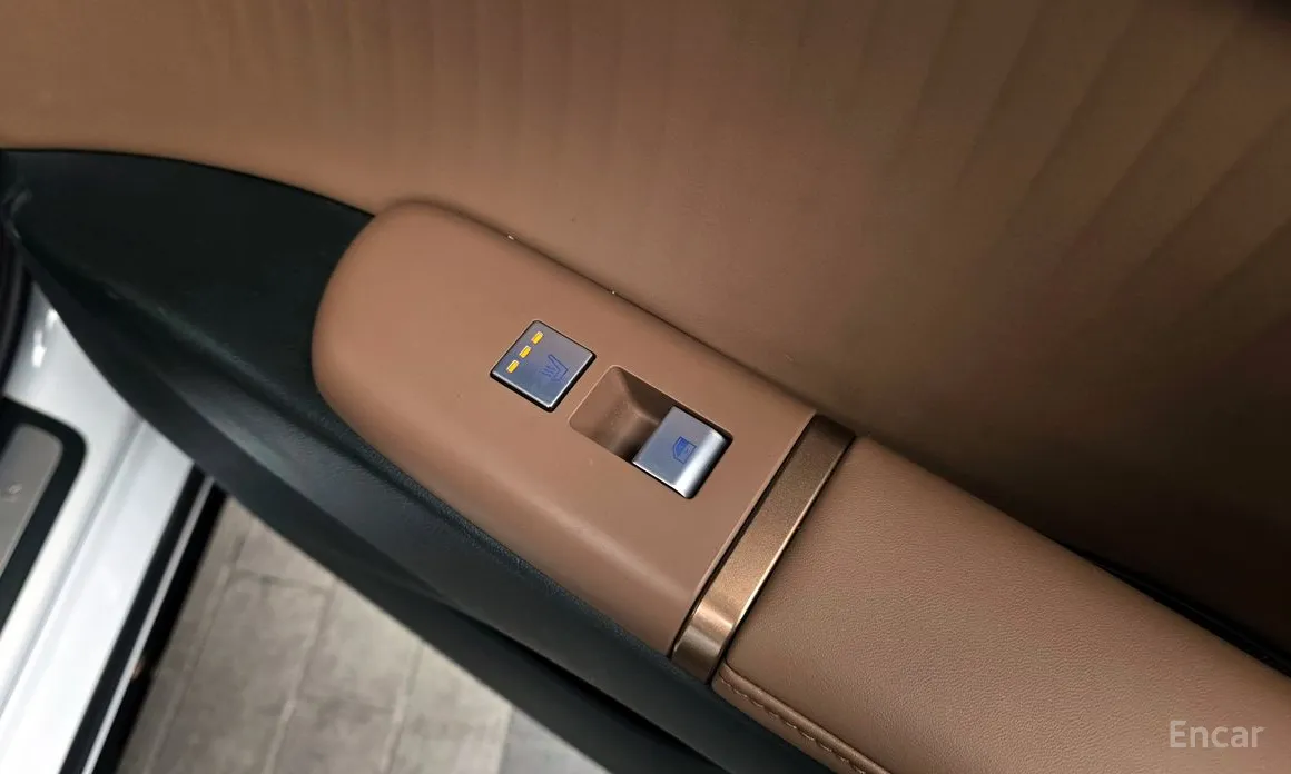 Фото 18 - Hyundai Grandeur