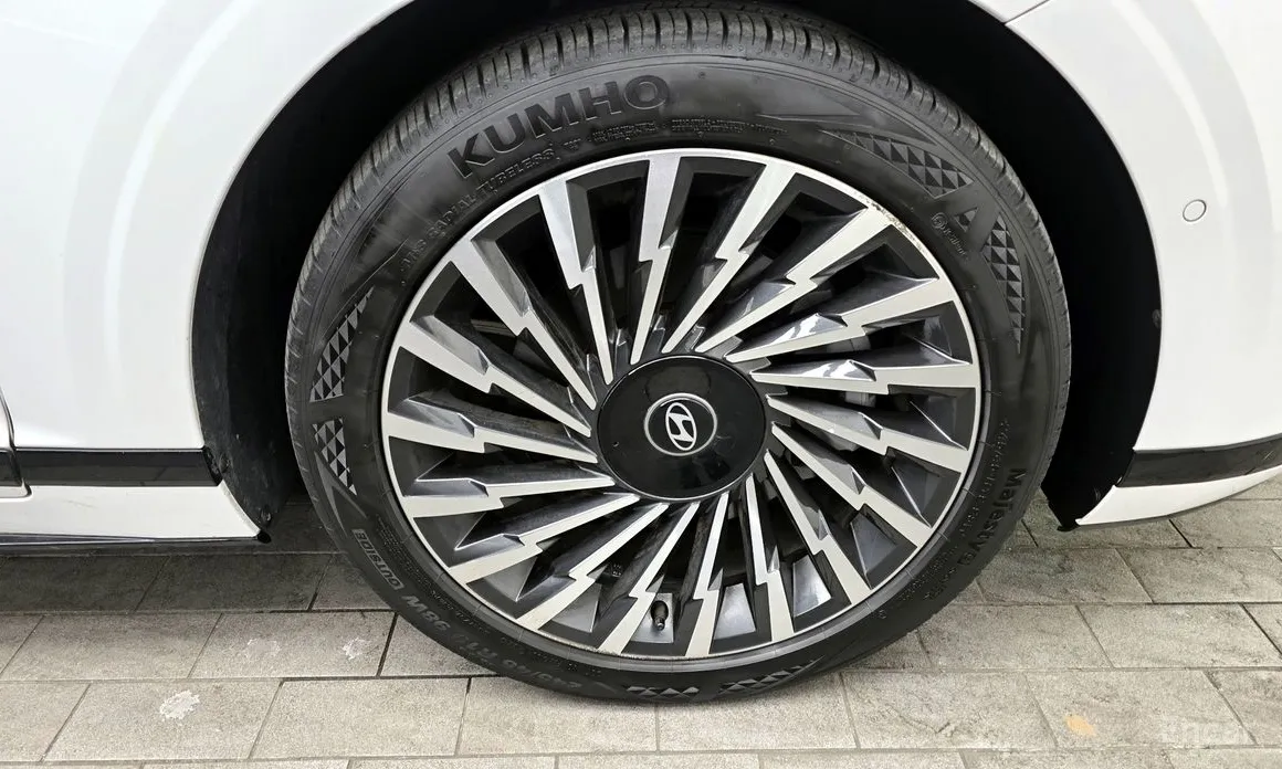 Фото 5 - Hyundai Grandeur