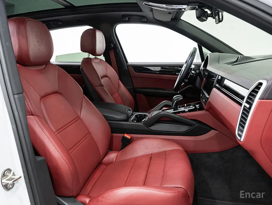 Фото 14 - Porsche Cayenne