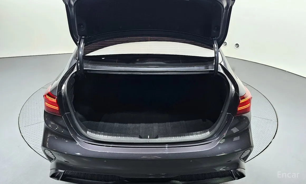 Фото 20 - Kia K3