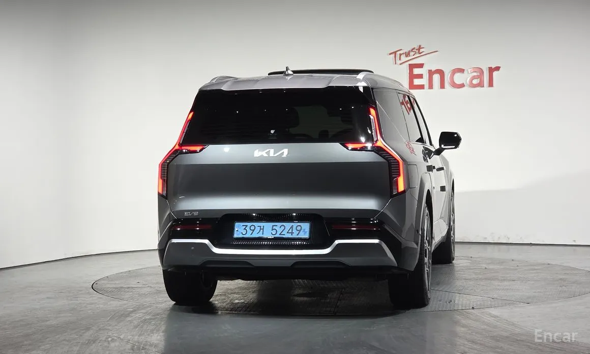 Фото 4 - Kia EV9