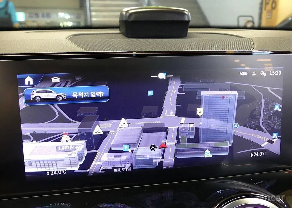 Фото 14 - Mercedes-Benz GLB-Class