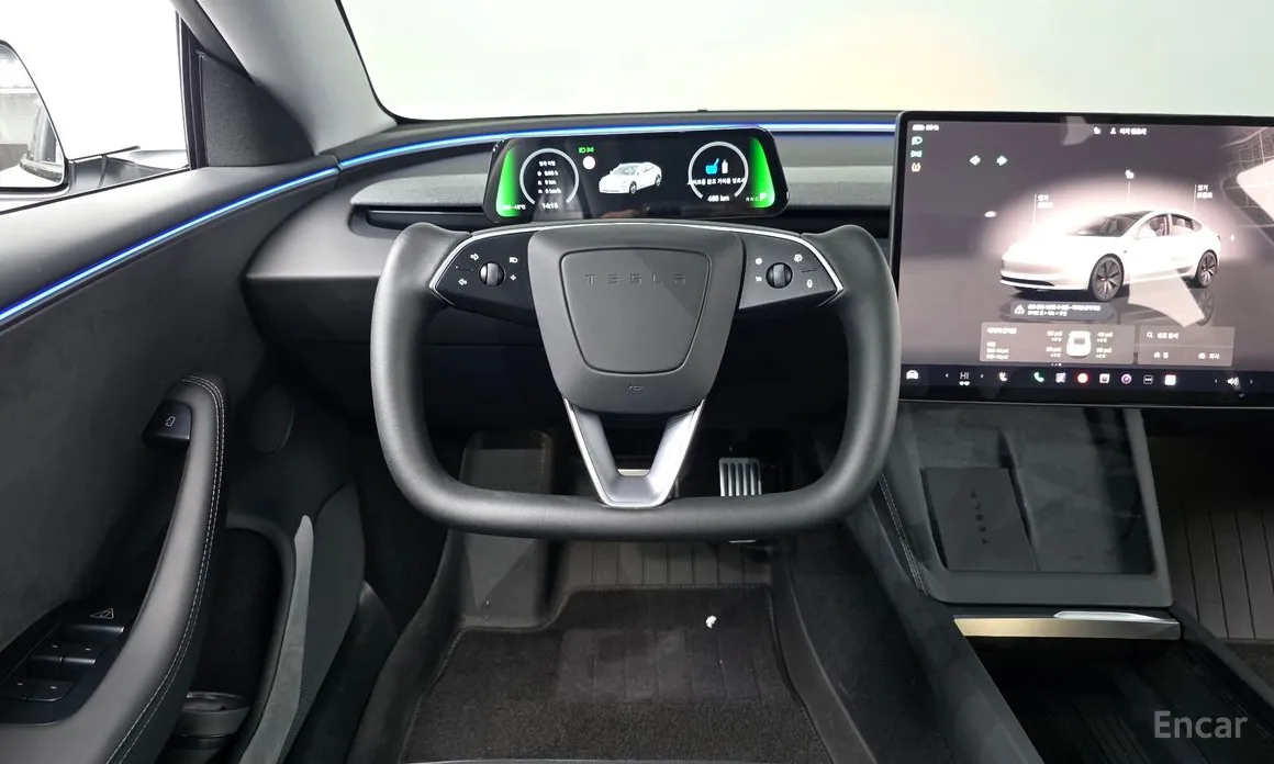 Photo 13 - Tesla Model 3