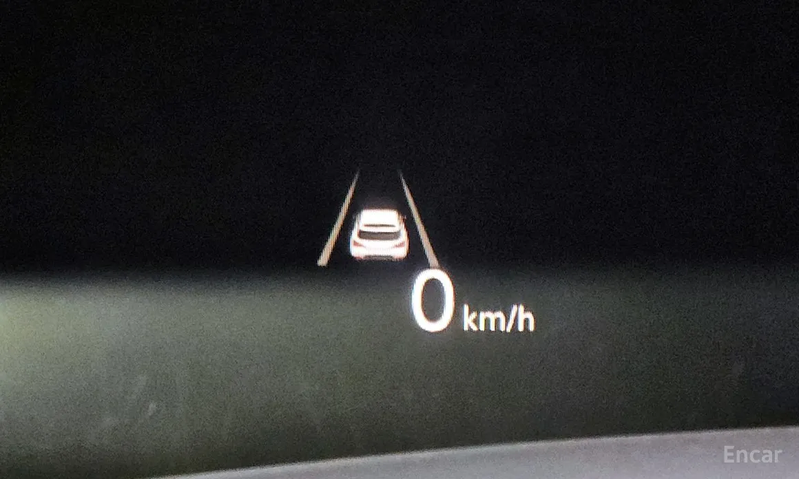 Фото 20 - Genesis G70