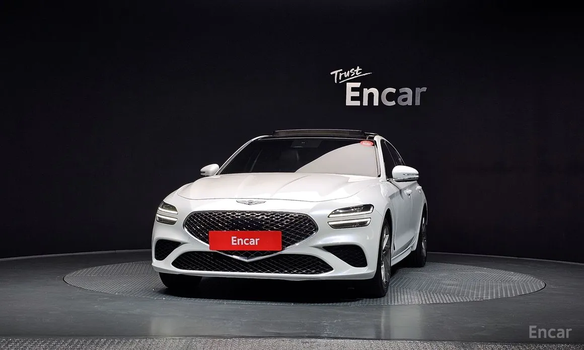 Фото 3 - Genesis G70