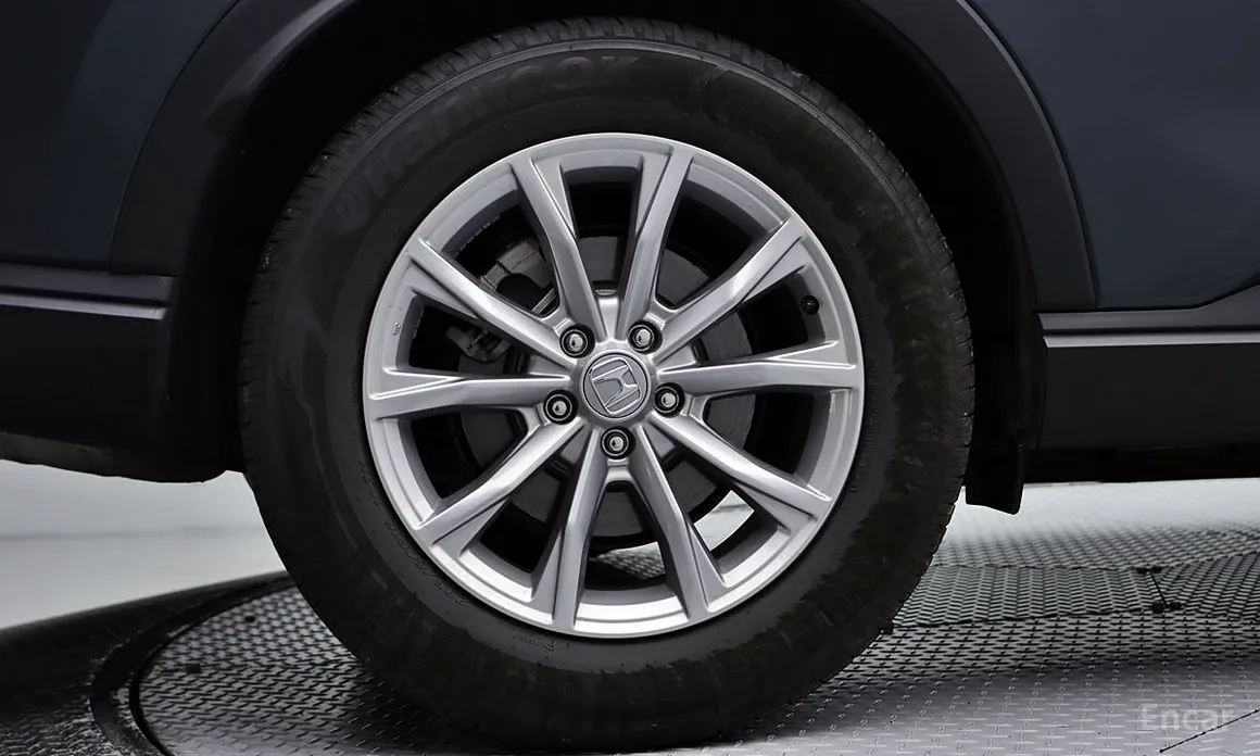 Фото 17 - Honda CR-V