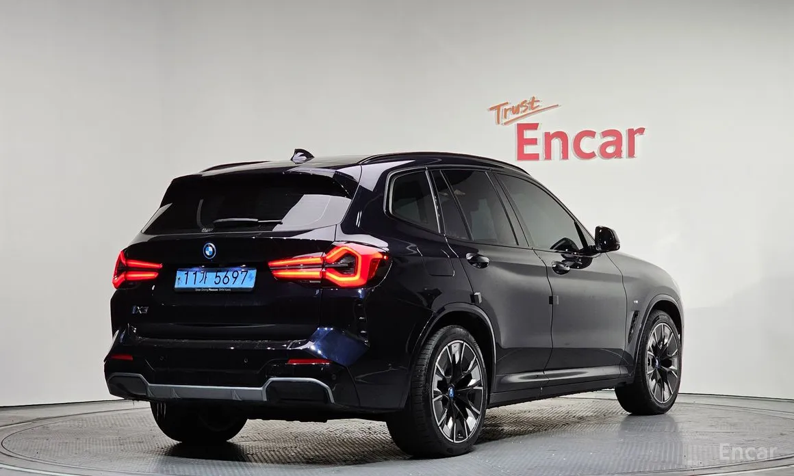 Фото 2 - BMW iX3