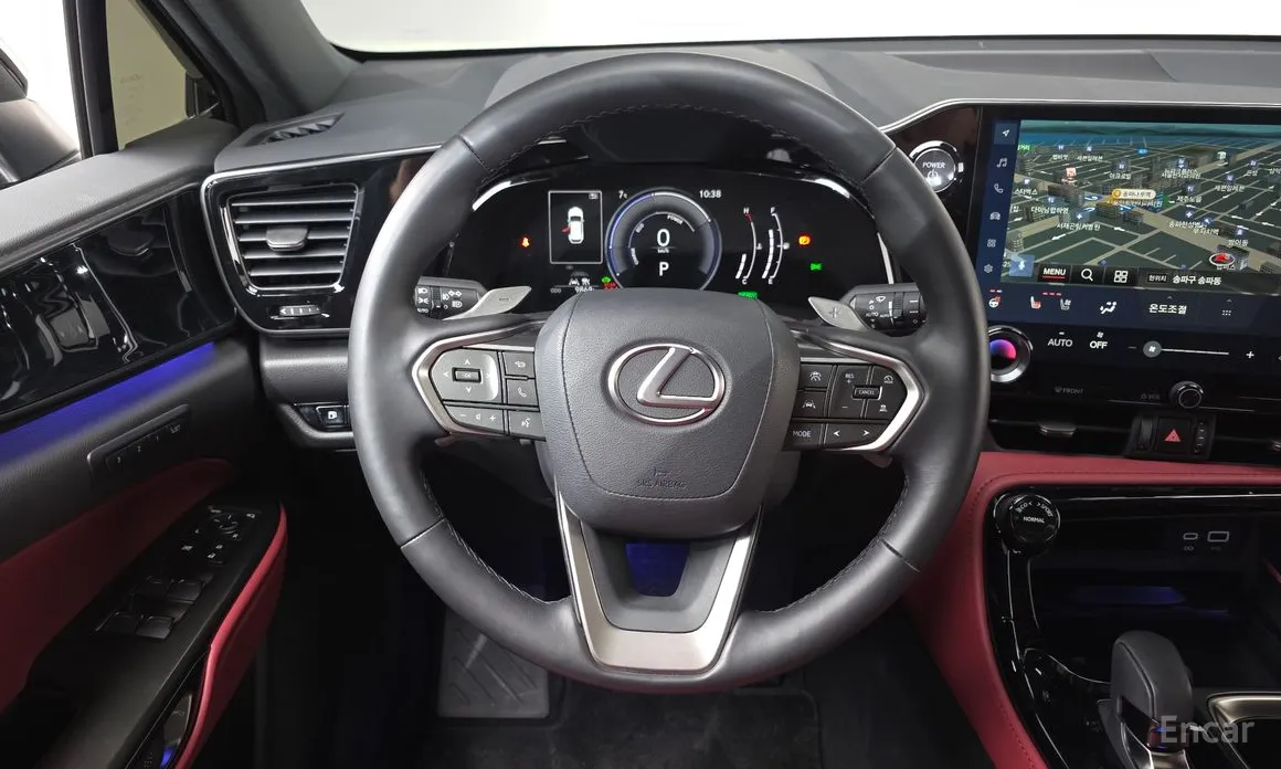 Фото 14 - Lexus NX