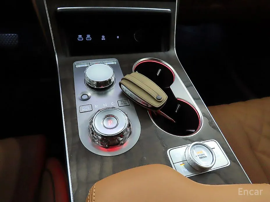 Фото 9 - Genesis GV80