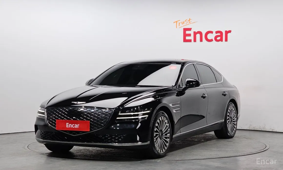 Фото 1 - Genesis G80