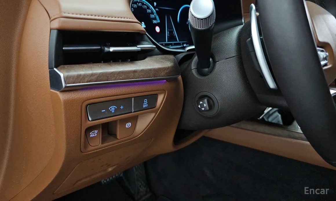 Фото 18 - Genesis G80