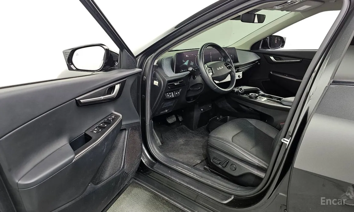 Фото 10 - Kia EV6
