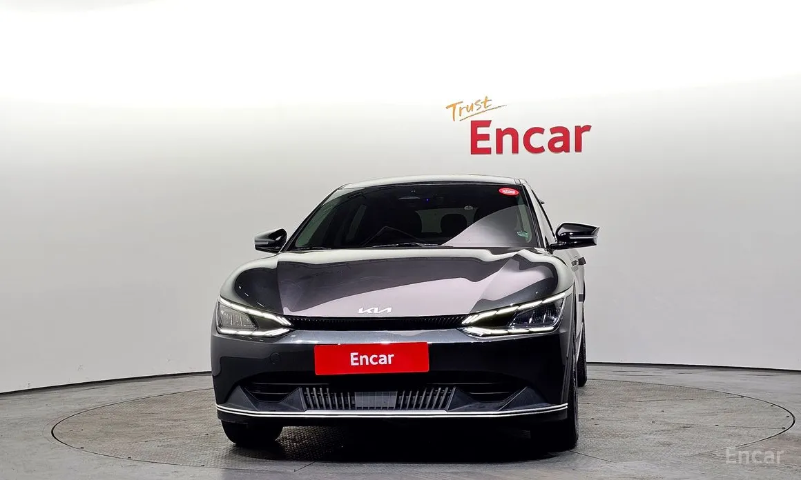 Фото 3 - Kia EV6