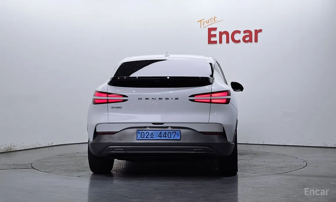 Фото 4 - Genesis GV60