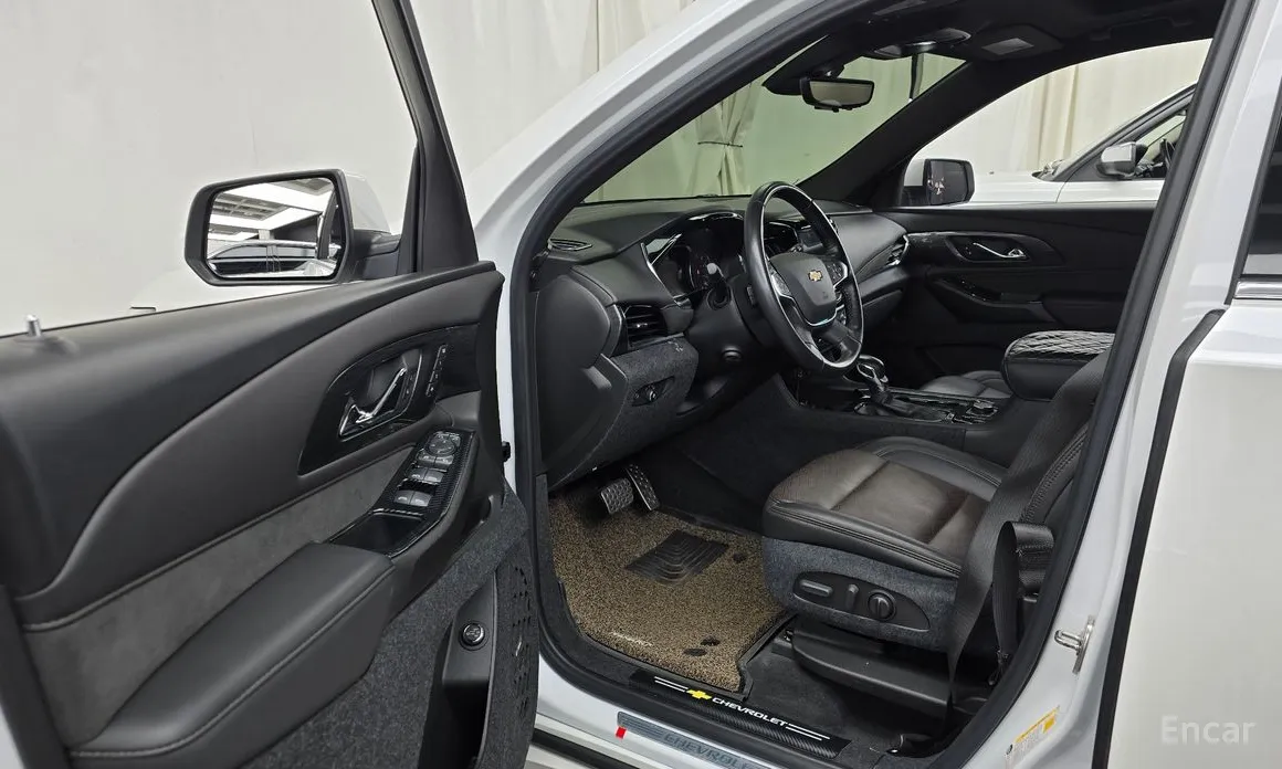 Фото 10 - Chevrolet Traverse