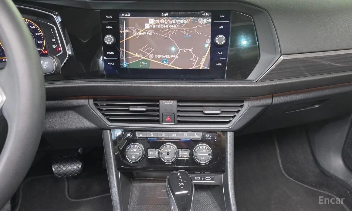 Фото 15 - Volkswagen Jetta