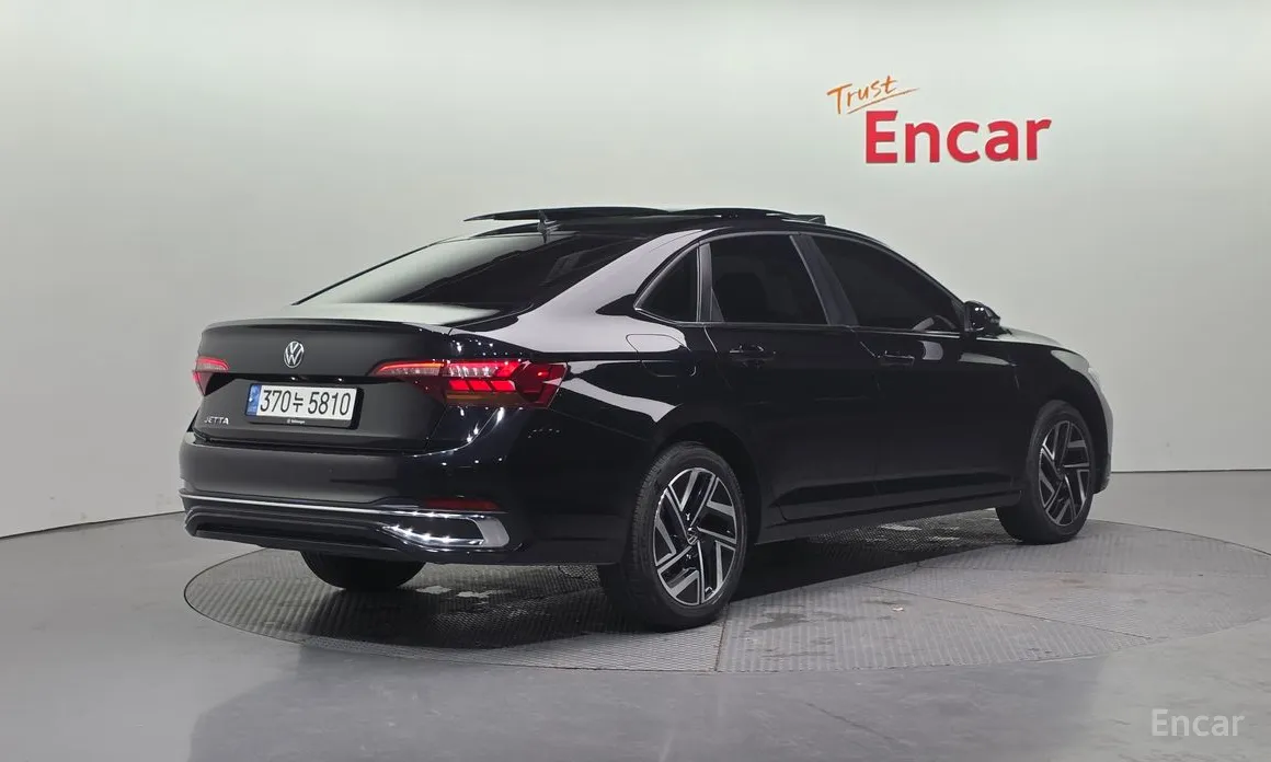 Фото 2 - Volkswagen Jetta