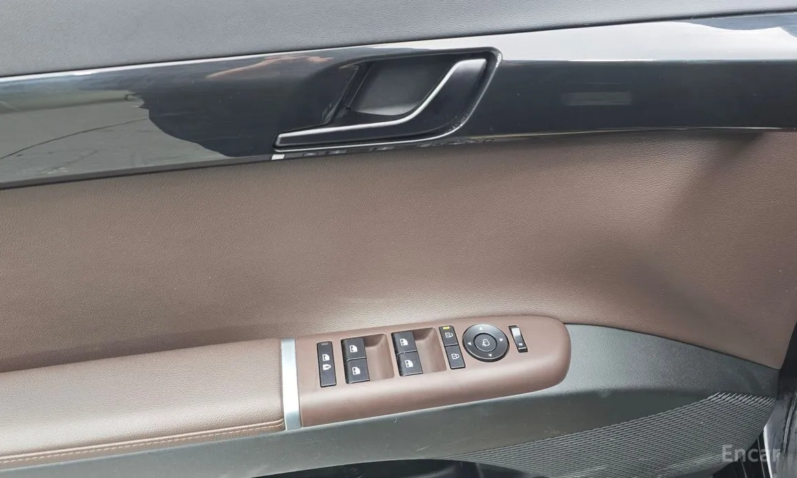 Фото 18 - Hyundai Grandeur