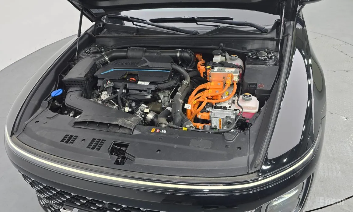 Фото 6 - Hyundai Grandeur