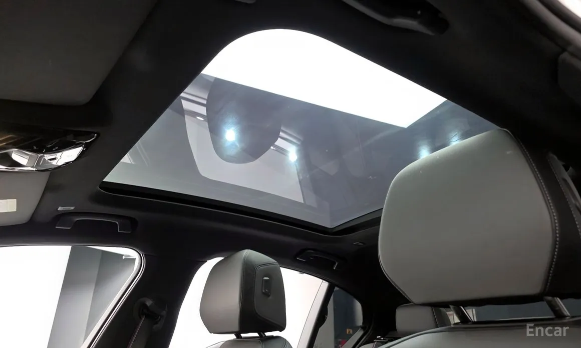 Фото 18 - BMW i5