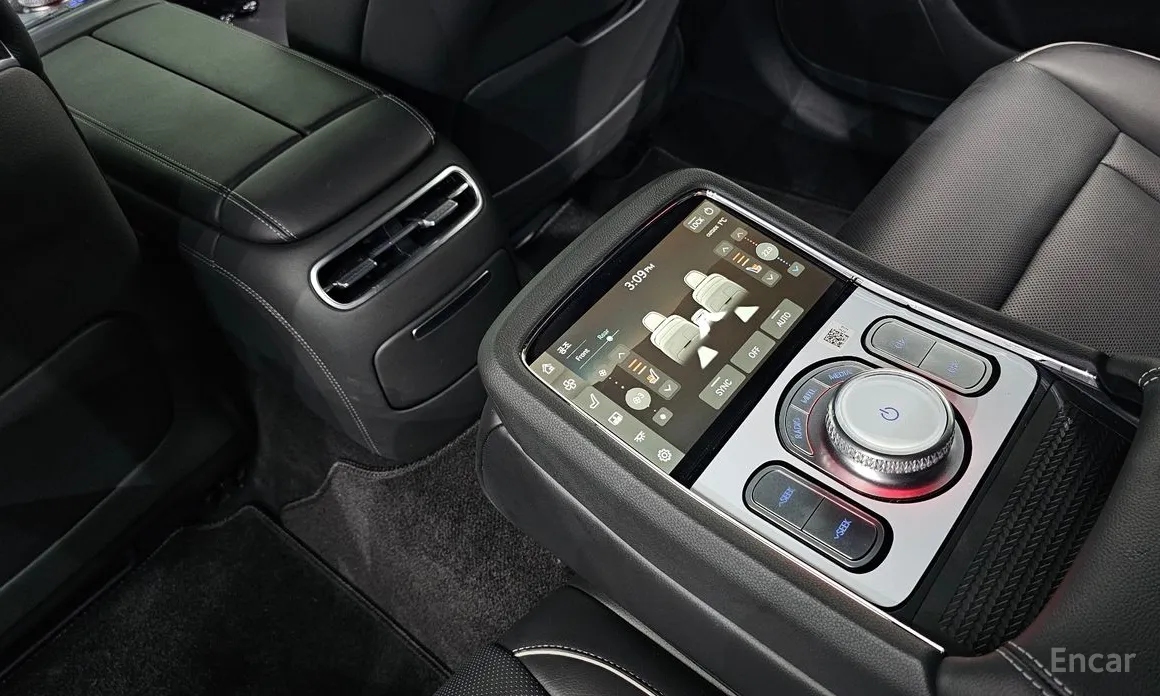 Фото 19 - Genesis G90