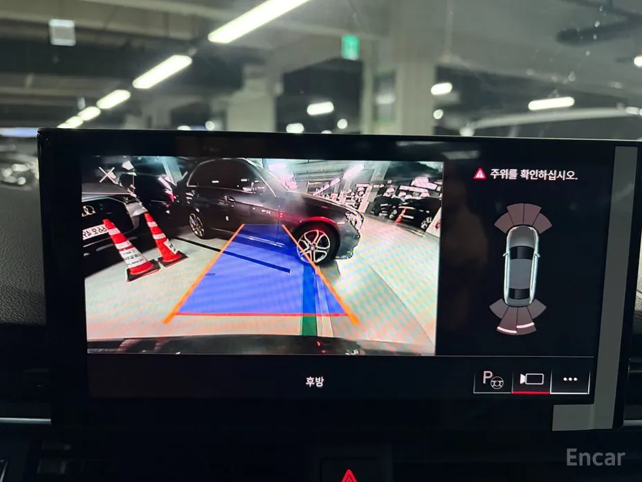 Фото 11 - Audi A4