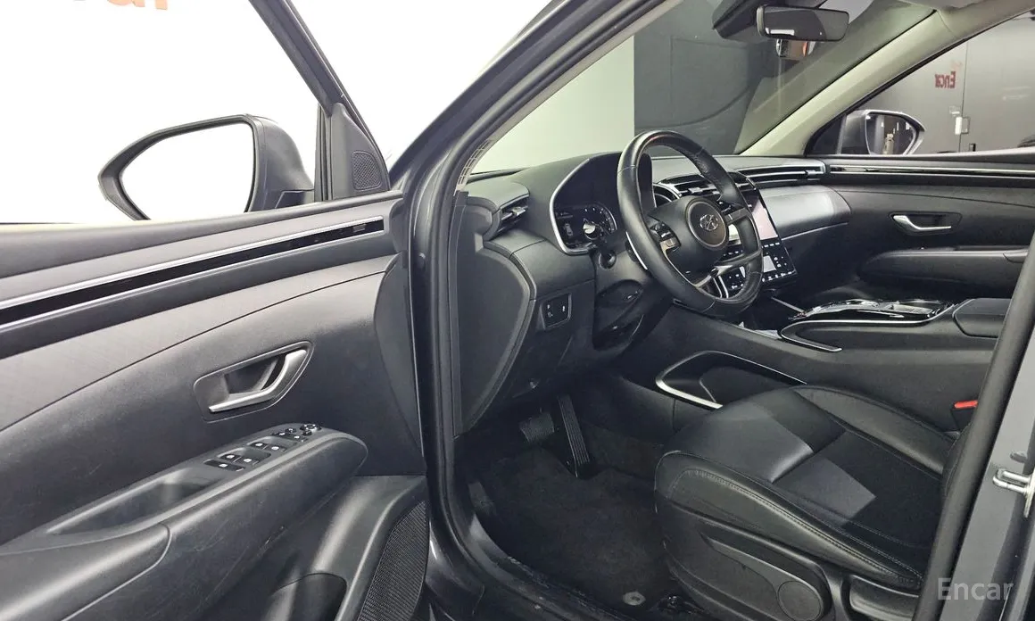 Фото 10 - Hyundai Tucson