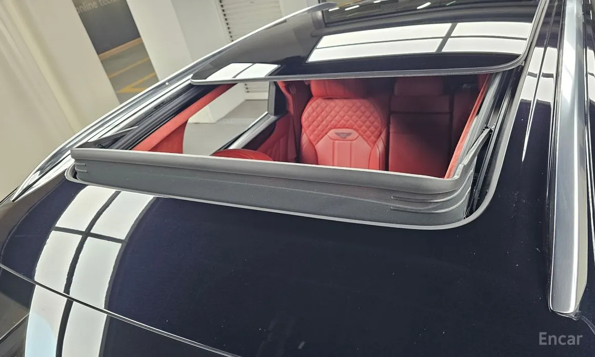 Фото 19 - Bentley Bentayga