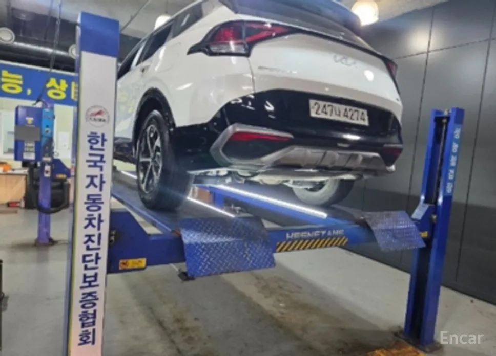 Фото 2 - Kia Sportage