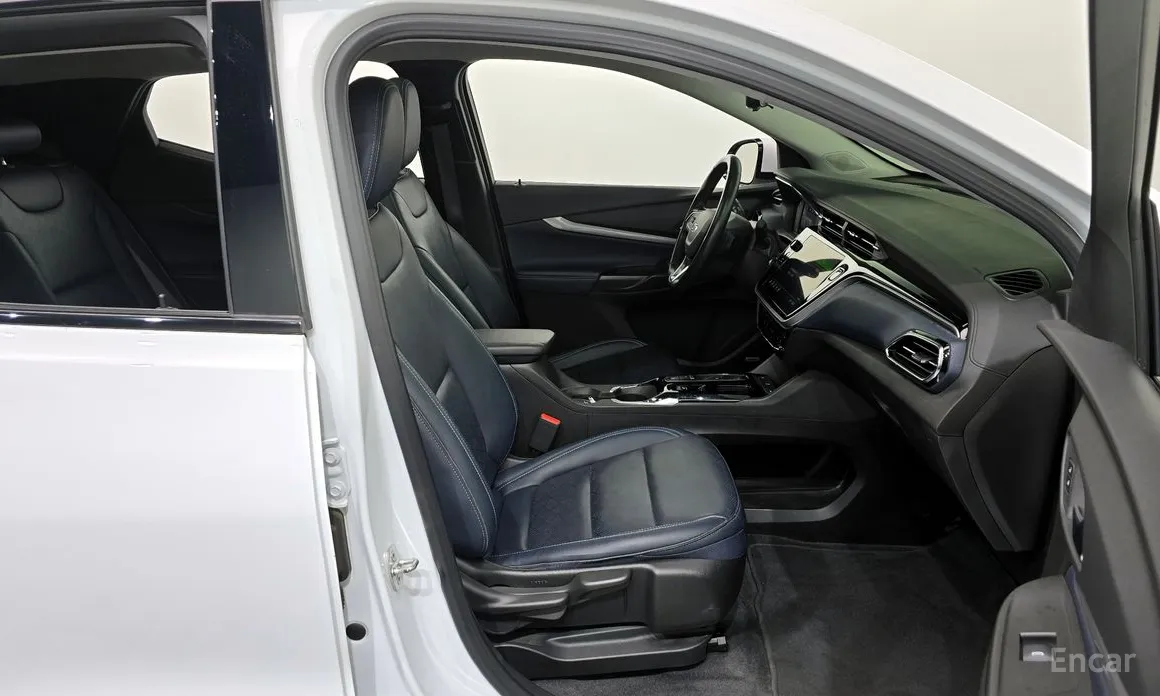 Фото 11 - Chevrolet Bolt EUV